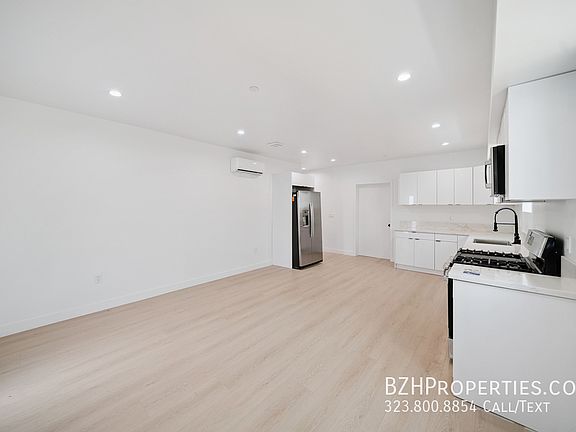 2nd image of 5653 Case Ave #3
