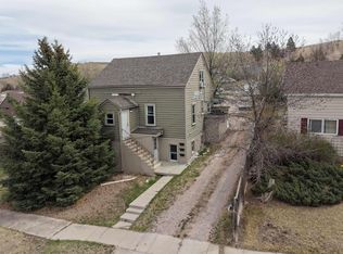 1306 4th St, Rapid City, SD 57701