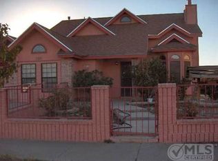 1521 Peter Hurd Dr, El Paso, TX 79936