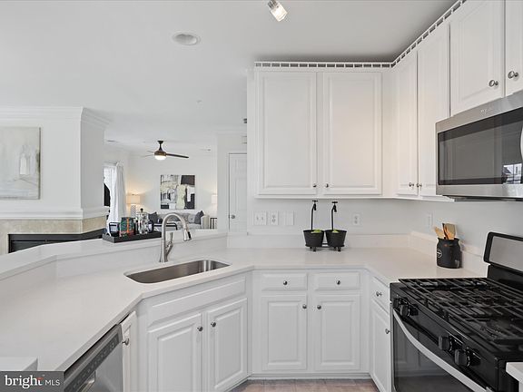3rd image of 6045 Terrapin Pl Unit 304