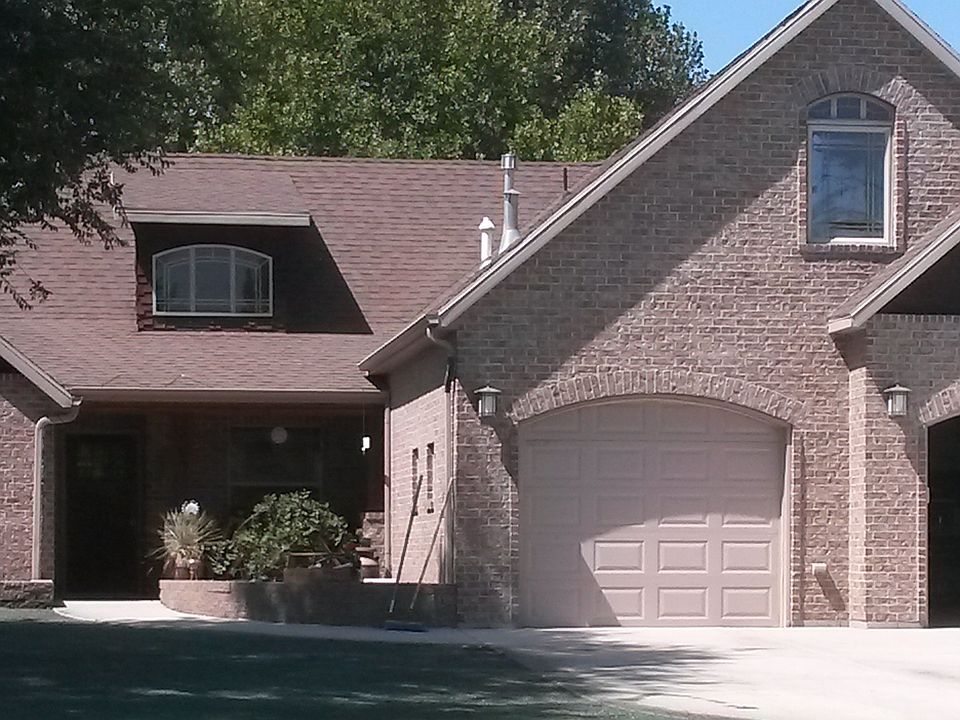 1st image of 385 N 200th St W