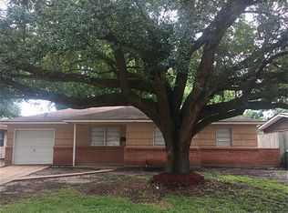 10111 Elmhurst St, Houston, TX 77075
