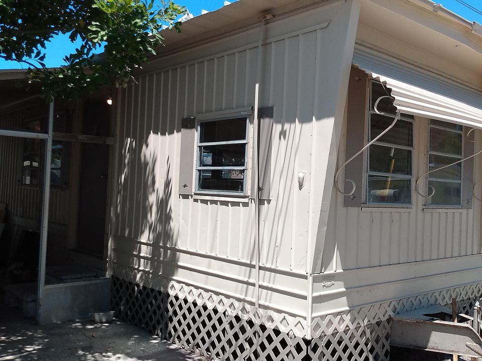 1st image of 5000 28th St N #40