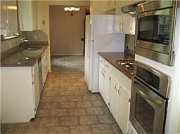2nd image of 403 Wildwood Dr