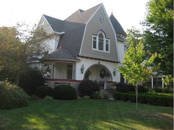 1st image of 317 N Chauncey St