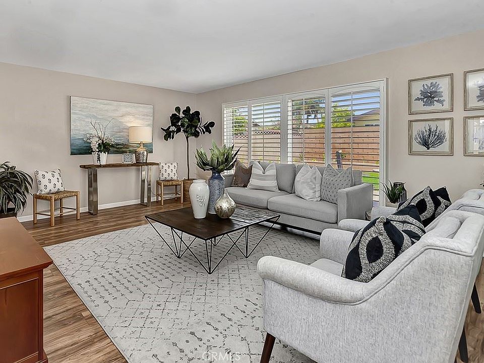 1st image of 7900 La Corona Way