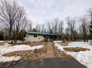 W2371 N Newman Lake Rd, Park Falls, WI 54552