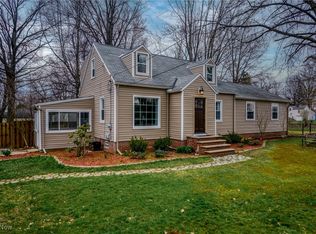 28575 White Rd, Wickliffe, OH 44092