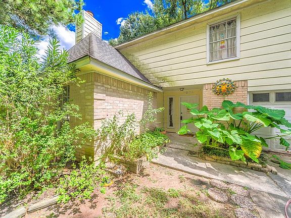 3rd image of 14803 Brookside Forest Dr