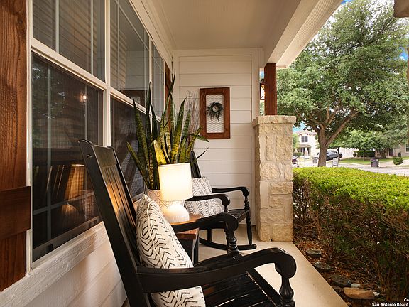 5th image of 8718 Sunview Park