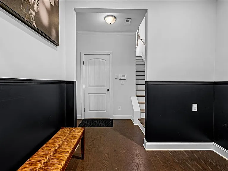 720 Avondale Hills Dr — Photo 34