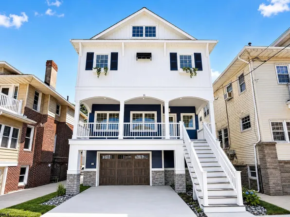 21 S Richards Ave, Ventnor, NJ 08406