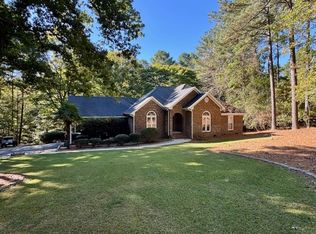 2095 Woodberry Dr, Clayton, NC 27527