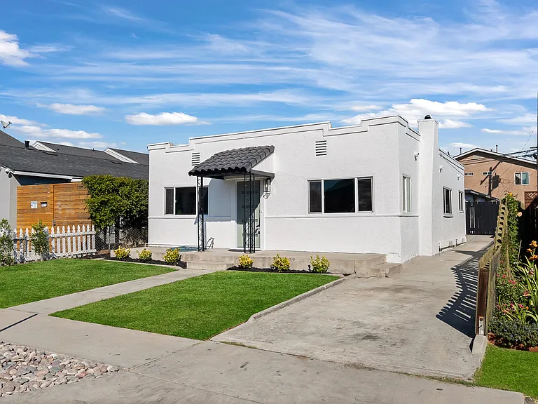 4229 Swift Ave — Photo 7