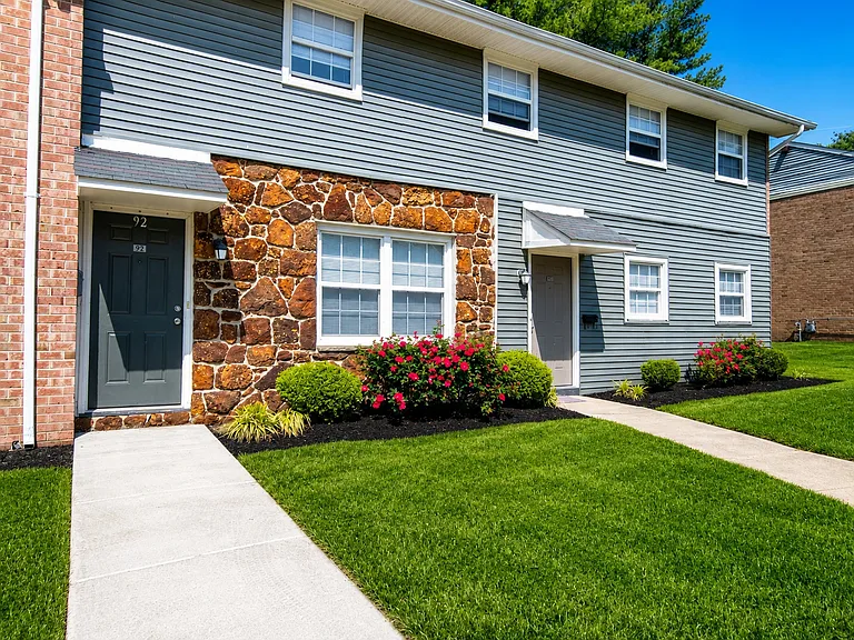 Vineland Village Apartment Homes — Photo 20