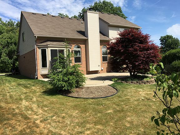 2nd image of 21680 Barrington Dr