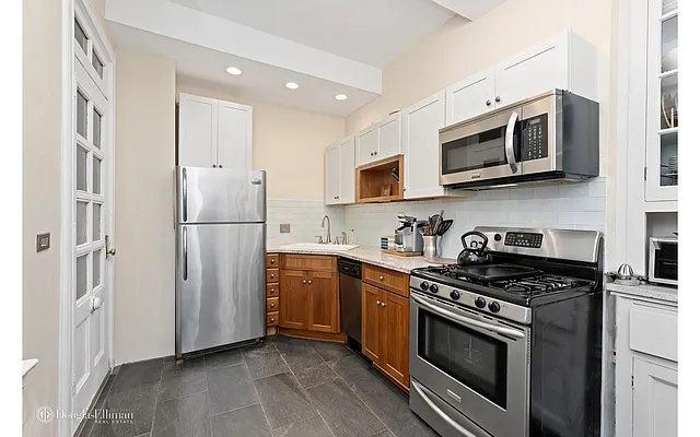 Sold by Douglas Elliman | media 5