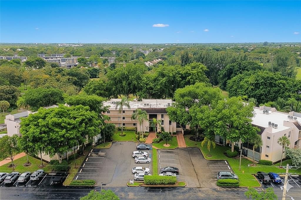 8150 W Mcnab Rd #312