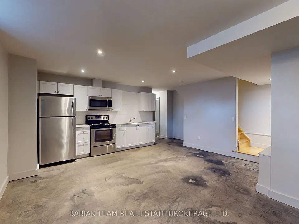 187 Jane St #B2
