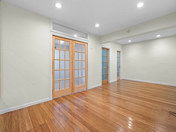 4th image of 48-21 40th St APT 1H