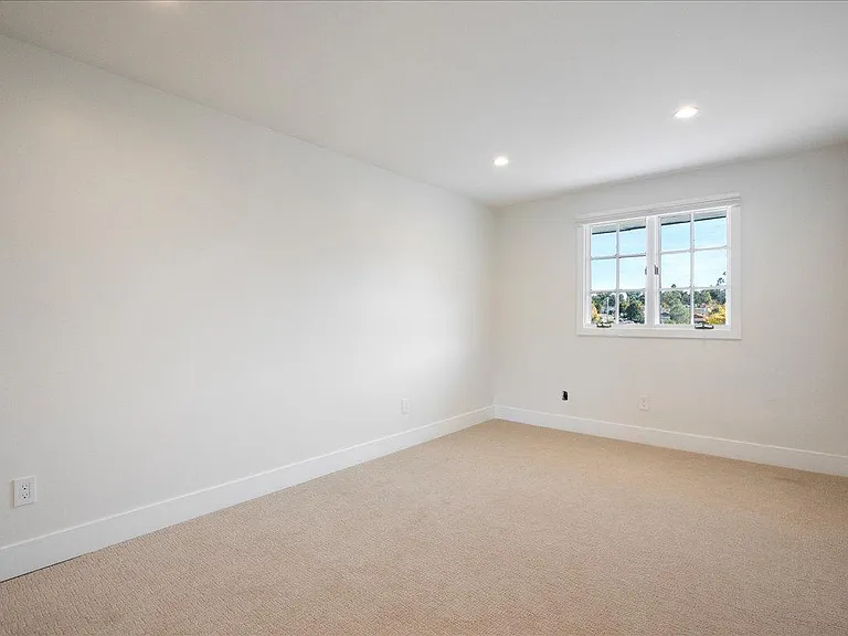 1498 La Linda Dr — Photo 23