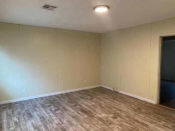 2nd image of 81 E Texas Ave