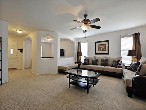 2nd image of 101 Paddington Way