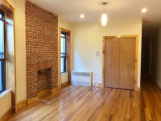 Rented by Sher Management | media 33