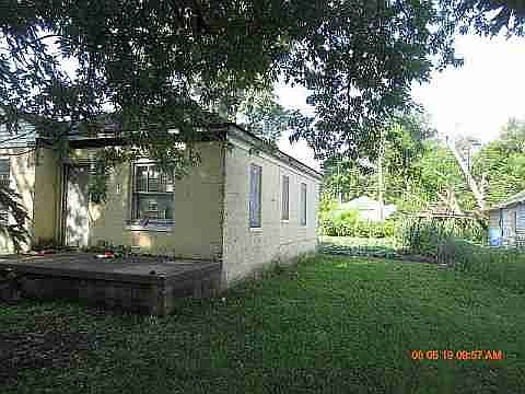 17361 Barlow