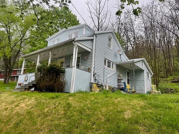 2nd image of 462 Prospect St #5