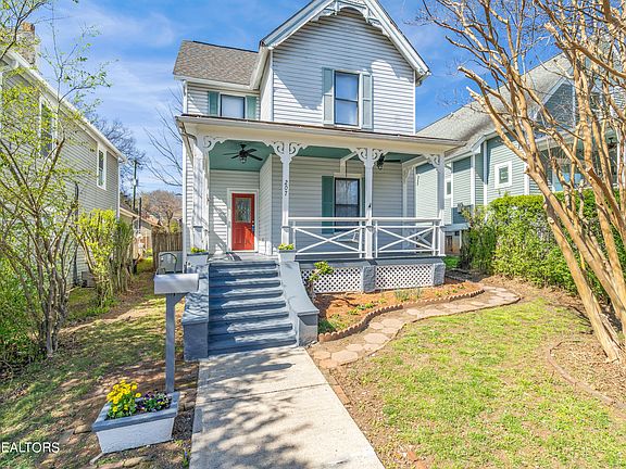 4th image of 207 E Anderson Ave