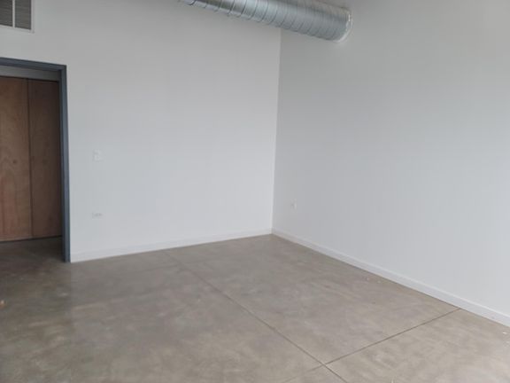 2nd image of 2750 N Elston Ave #302