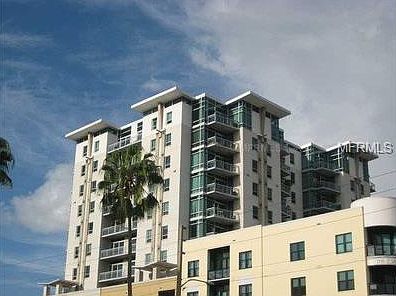 3rd image of 400 4th Ave S APT 908