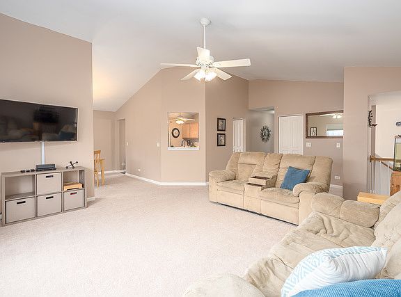 5th image of 24841 W Franklin Ln