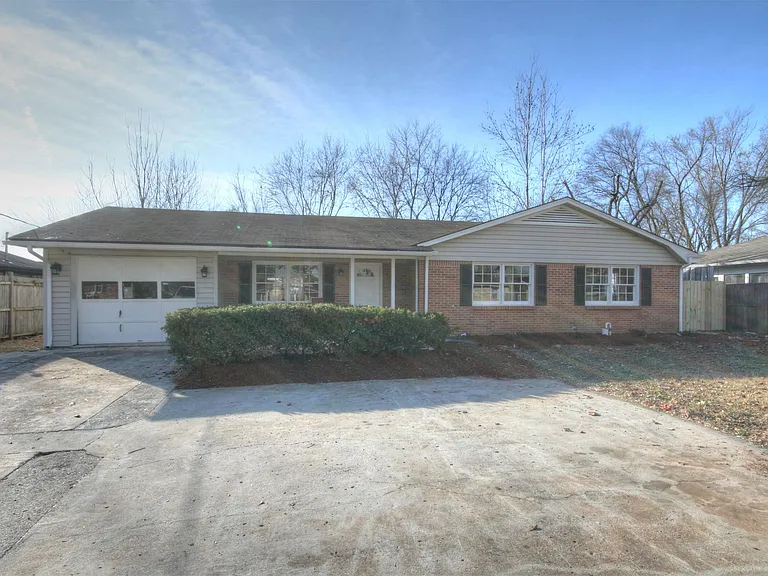 4015 Apollo Dr SW — Photo 1