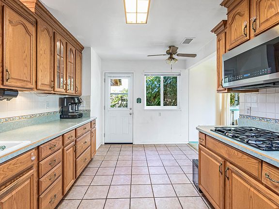 4th image of 7195 Tuolumne Dr