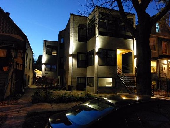3rd image of 4236 N Albany Ave #8wgm0p4pv