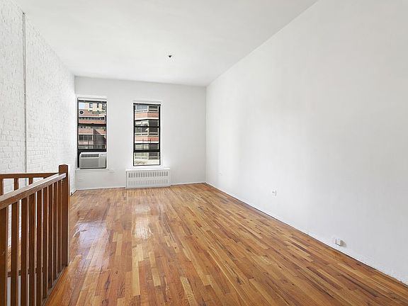 3rd image of 215 W 84th St APT 406
