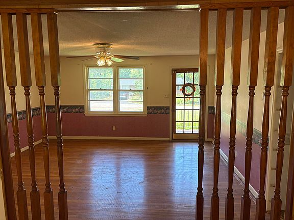 2nd image of 6151 Woodfield Cir