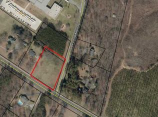 1035 Cross Anchor Rd, Woodruff, SC 29388