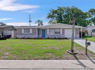 4406 Shoreline Dr, New Port Richey, FL 34652