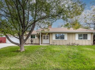 825 Banyan Dr, Redlands, CA 92373