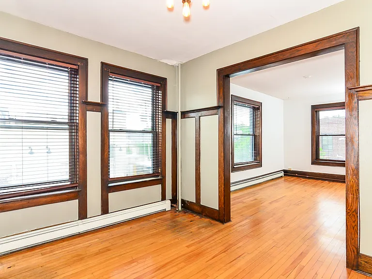 2202 Hennepin Ave E #5 — Photo 9
