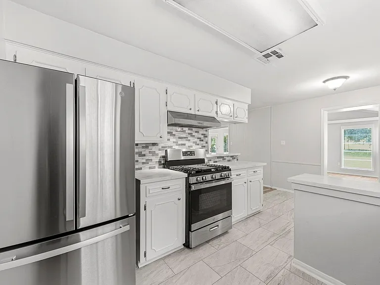 3507 Lake Ridge Bnd — Photo 16