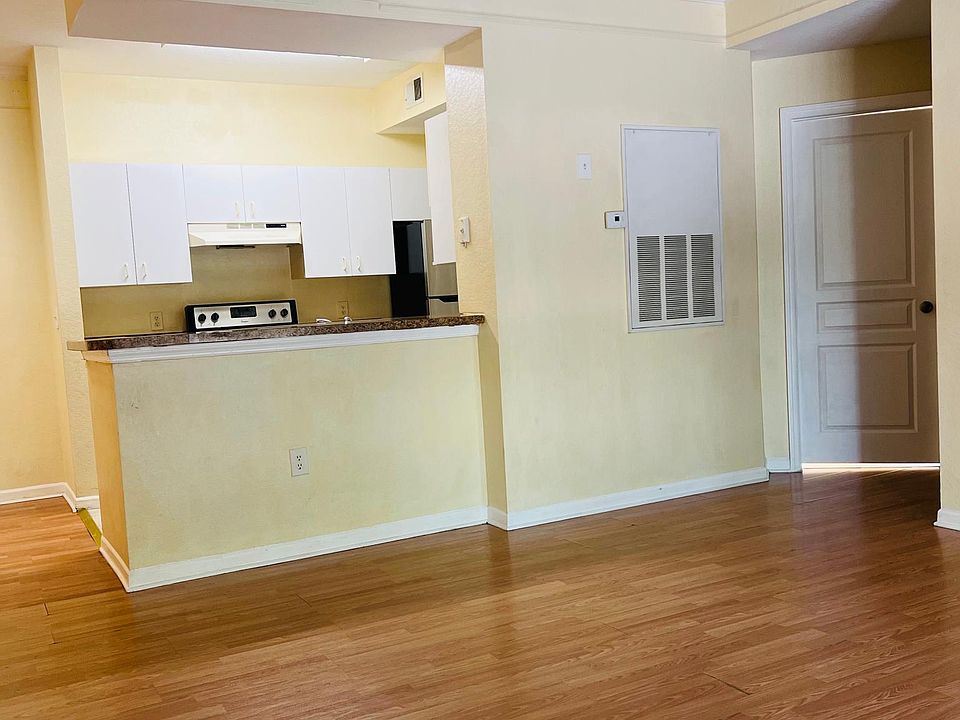 1st image of 17101 Carrington Park Dr APT 406