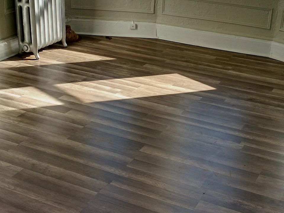 2nd image of 34 Gillette Pl APT 15