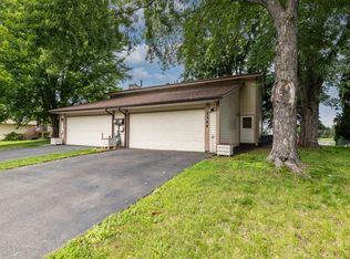 2544 Copper Cliff Trl, Woodbury, MN 55125