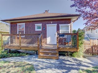 58 Pine St, Nanaimo, BC V9R2B2