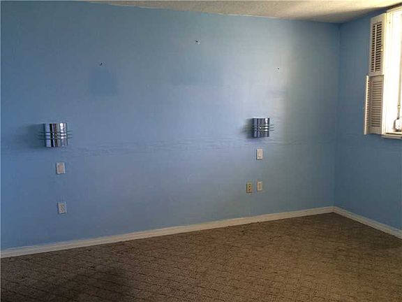 5th image of 2851 Leonard Dr APT J602
