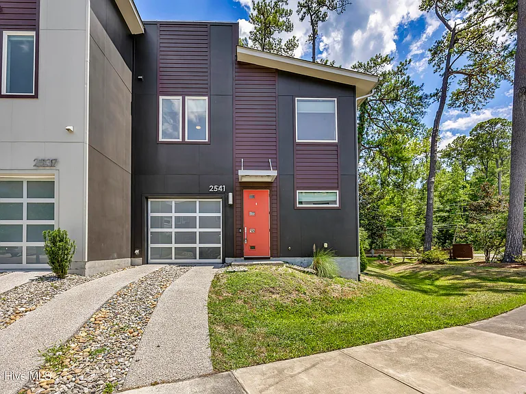 2541 Tonbo Trl — Photo 2